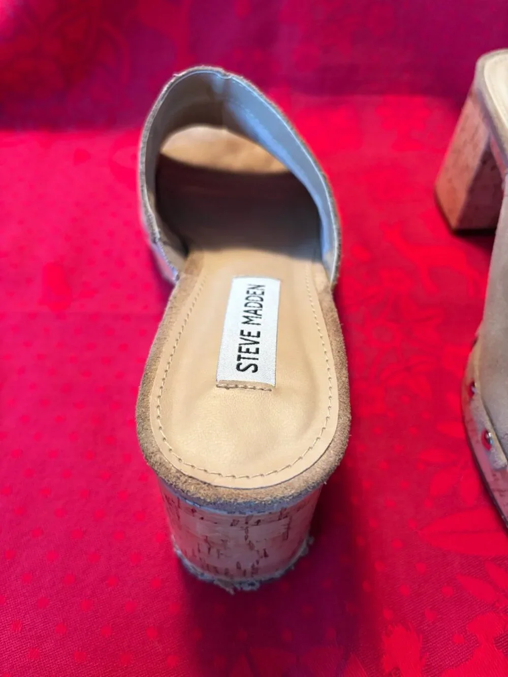 STEVE MADDEN SLIP ON HEELS